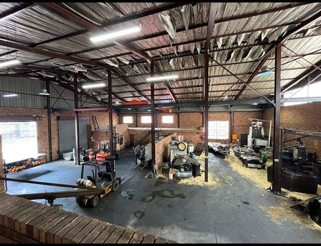 700M² WAREHOUSE TO LET IN BRAKPAN CENTRAL